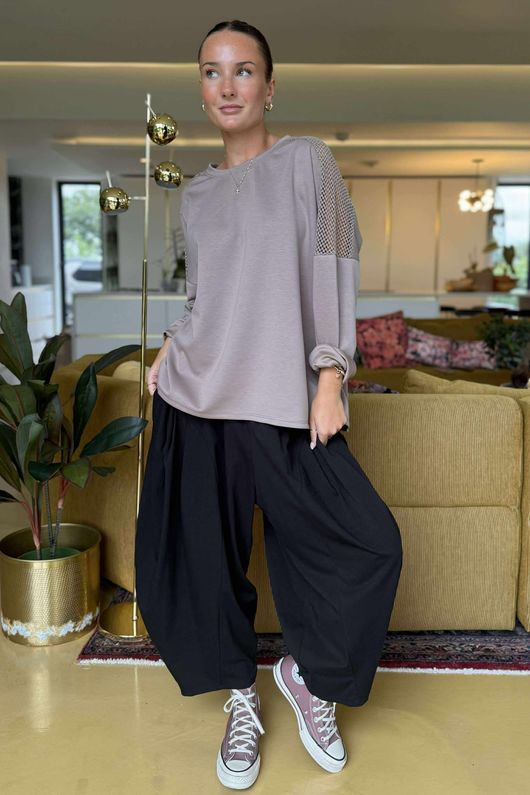 Made in Italy Tovi Mesh Panel Top Mocha 